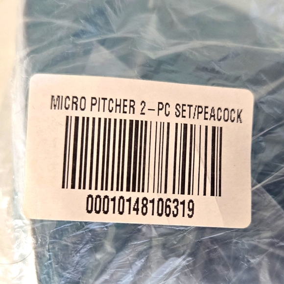 💙NWT‼️ Tupperware brand Micro Pitchers 2-piece Set - Picture 10 of 10